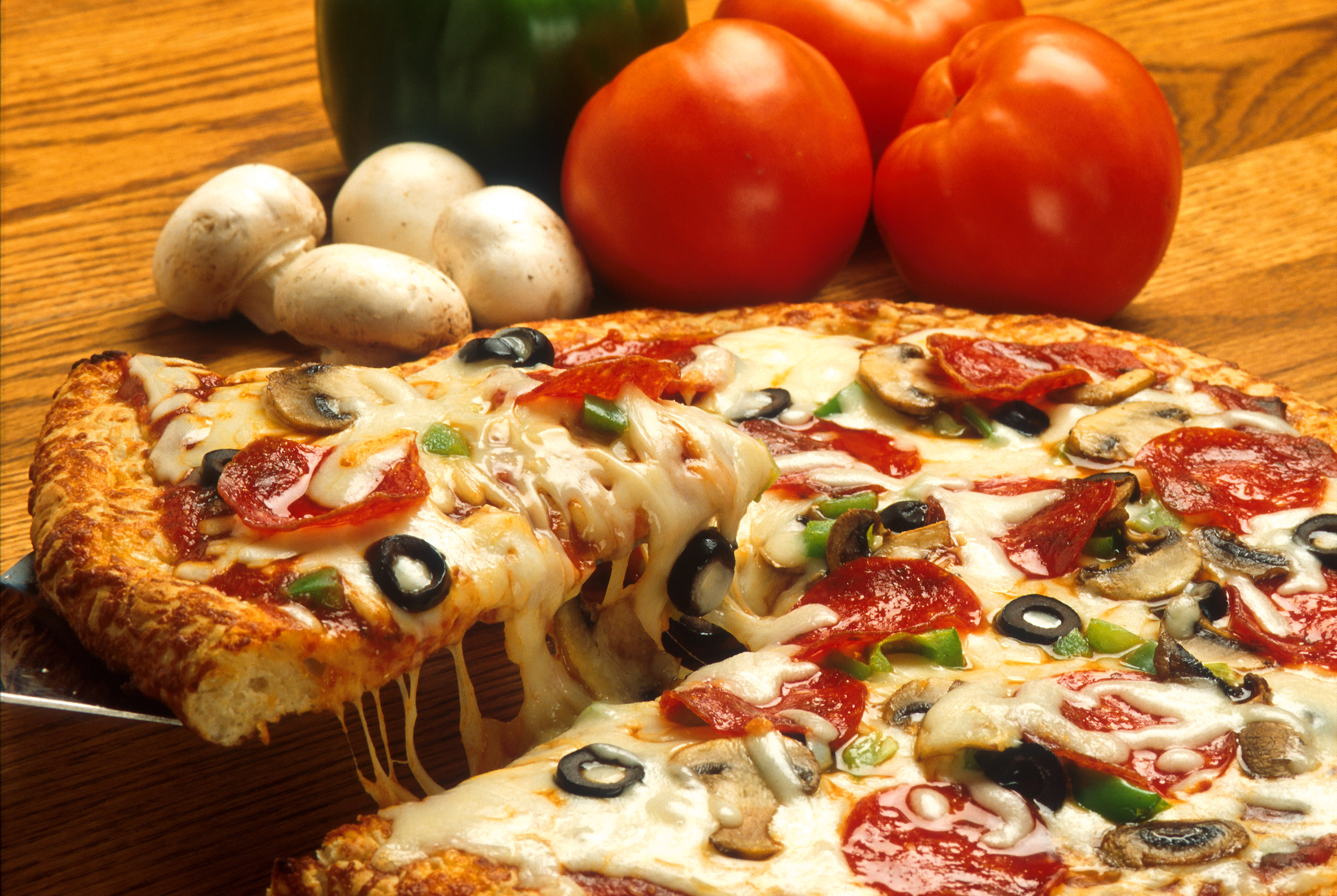 Safka- ja peli-ilta Pizza